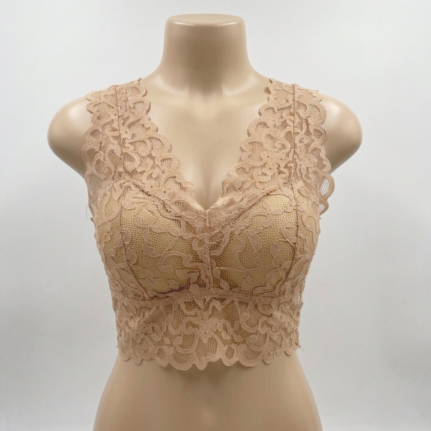 Floral Lace Net Padded Blouse – Removable Pad Design